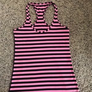 ♥️Price Drop♥️ pink and black lulu tank